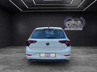 Usado VW Polo 95 CV (69 kW) 2023 Beige Utilitario