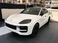 Usado Porsche Cayenne E-Hybrid 470 CV (345 kW) 2024 Blanco SUV