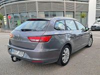Usado Seat Leon Reference 105 CV (77 kW) 2015 Gris / plata Familiar