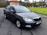 Usado Skoda Octavia Ambition 105 CV (77 kW) 2012 Gris / plata Berlina