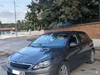 Usado Peugeot 308 Active 100 CV (73 kW) 2016 Gris / plata Berlina