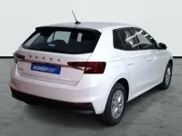 Usado Skoda Fabia Selection 116 CV (85 kW) 2026 Blanco Utilitario