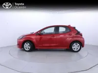 Begagnad Toyota Yaris Hybrid Active 116 HK (85 kW) 2022 Röd Halvkombi