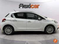 Usado Peugeot 208 Allure 110 CV (80 kW) 2017 Blanco Utilitario