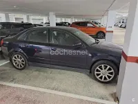 Usado Audi A4 130 CV (95 kW) 2002 Azul Berlina