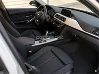 Usado BMW 318 150 CV (110 kW) 2019 Blanco Familiar
