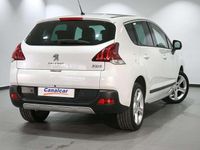 Usado Peugeot 3008 115 CV (84 kW) 2014 Blanco Monovolumen