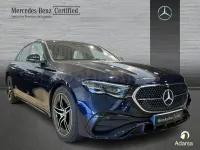 Usado Mercedes E220 197 CV (144 kW) 2024 Azul náutico Berlina
