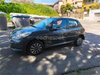 Usado Peugeot 206+ 75 CV (55 kW) 2011 Gris / plata Utilitario