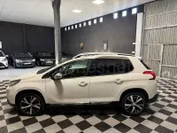 Usado Peugeot 2008 Allure 115 CV (84 kW) 2013 Blanco SUV