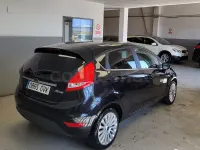 Usado Ford Fiesta Titanium 96 CV (70 kW) 2010 Negro Berlina