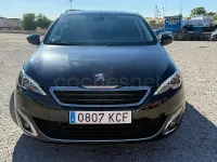 Usado Peugeot 308 SW Allure 130 CV (95 kW) 2017 Negro Familiar