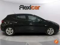 Usado Opel Astra 110 CV (80 kW) 2020 Negro