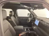 Usado Land Rover Defender SE 249 CV (183 kW) 2025 Verde SUV