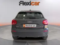 Usado Audi Q2 Advanced 116 CV (85 kW) 2019 Gris SUV