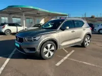 Usado Volvo XC40 Momentum 150 CV (110 kW) 2021 Gris / plata SUV