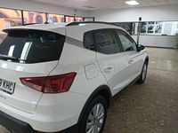 Usado Seat Arona Ecomotive 95 CV (69 kW) 2018 Blanco SUV
