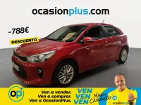 Usado Kia Rio 84 CV (61 kW) 2017 Rojo Berlina