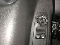 Usado Peugeot Rifter Active 100 CV (73 kW) 2023 Blanco Monovolumen