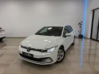 Usado VW Golf VIII Life 110 CV (80 kW) 2023 Blanco Berlina