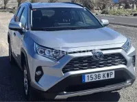Usado Toyota RAV4 Hybrid Advance 197 CV (144 kW) 2019 Gris / plata SUV