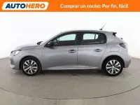 Usado Peugeot 208 Active 75 CV (55 kW) 2023 Gris Utilitario