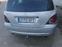 Usado Mercedes R320 224 CV (164 kW) 2008 Gris / plata Monovolumen