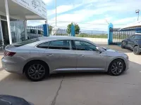 Usado VW Arteon 150 CV (110 kW) 2020 Gris / plata Berlina
