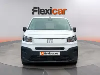 Usado Fiat Doblò 101 CV (74 kW) 2024 Blanco Monovolumen