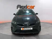 Usado Kia Ceed 136 CV (100 kW) 2023 Gris Utilitario