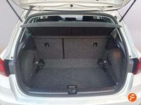 Usado Seat Arona Style 110 CV (80 kW) 2023 Blanco SUV