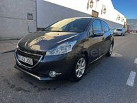 Usado Peugeot 208 Access 82 CV (60 kW) 2016 Verde Utilitario