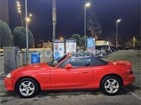 Usado Mazda MX5 110 CV (80 kW) 2003 Rojo Descapotable