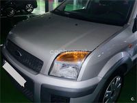 Usado Ford Fusion Ambiente 80 CV (58 kW) 2011 Gris / plata Utilitario