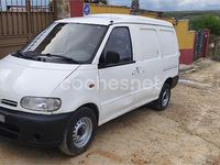 Usado Nissan Cargo 75 CV (55 kW) 1997 Blanco Familiar