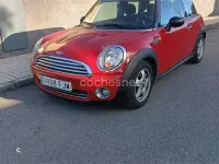 Usado Mini Cooper 116 CV (85 kW) 2006 Rojo Utilitario