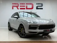 Usado Porsche Cayenne Platinum Edition 462 CV (339 kW) 2022 Gris / plata SUV
