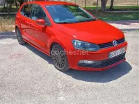 Usado VW Polo Edition 75 CV (55 kW) 2014 Rojo Berlina