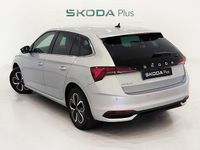 Usado Skoda Scala Selection 115 CV (84 kW) 2025 Gris plata Utilitario