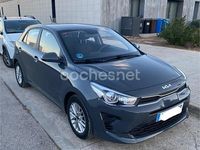 Usado Kia Rio 84 CV (61 kW) 2021 Azul Berlina