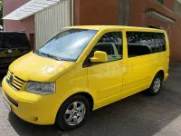 Usado VW Multivan 130 CV (95 kW) 2006 Amarillo Monovolumen