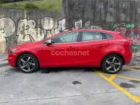 Usado Volvo V40 R-Design Momentum 150 CV (110 kW) 2015 Rojo Berlina