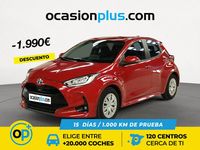 Usado Toyota Yaris Hybrid Business Edition 116 CV (85 kW) 2022 Rojo Berlina