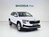 Usado Skoda Karoq Selection 150 CV (110 kW) 2025 Blanco SUV