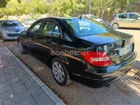 Usado Mercedes C220 170 CV (125 kW) 2011 Negro Berlina