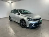 Usado VW Polo Life 95 CV (69 kW) 2023 Gris / plata Utilitario