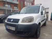 Usado Fiat Doblò Dynamic 75 CV (55 kW) 2005 Blanco Monovolumen