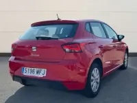 Usado Seat Ibiza Style 110 CV (80 kW) 2023 Rojo Utilitario