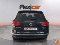 Usado VW Touareg 262 CV (192 kW) 2016 Negro SUV