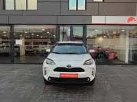 Usado Toyota Yaris Cross Active 116 CV (85 kW) 2023 Blanco SUV